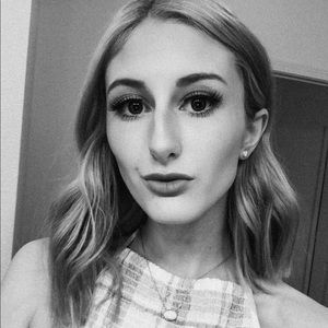 Meet your Posher, Shaina